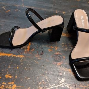 bcbg tatiana block heel